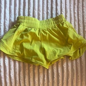 Lululemon Athletica Yellow Athletic Shorts Lightweight Performance